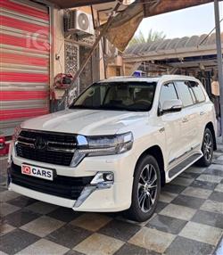 تويوتا لاندكروزر